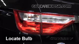How to replace a brake lamp on a honda odyssey #5